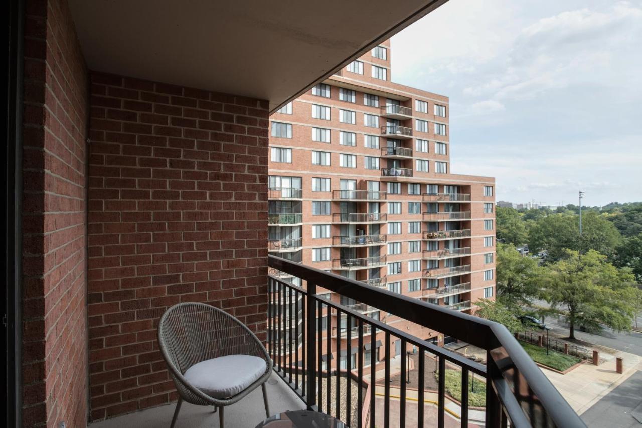 Stylish And Charming Apartment In Pentagon City Arlington Dış mekan fotoğraf