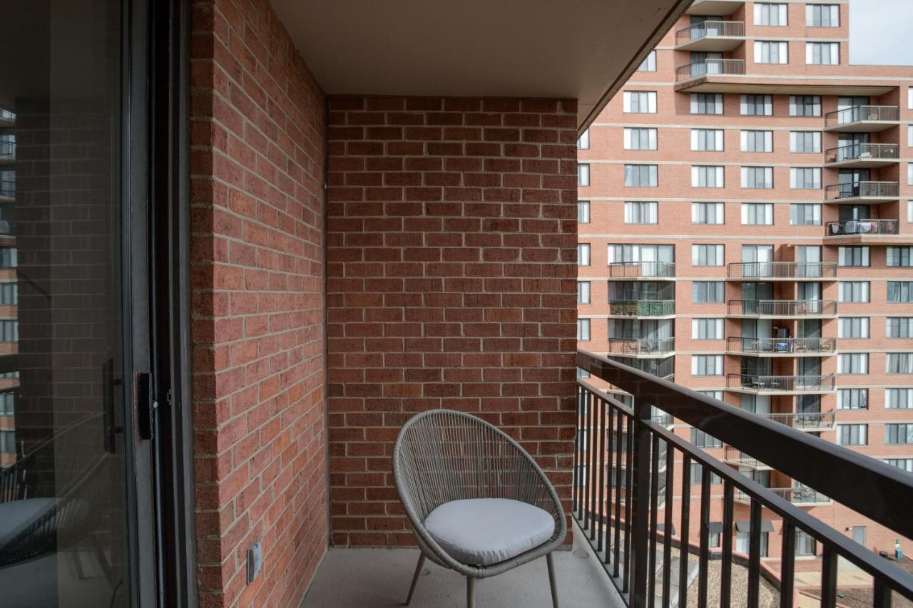 Stylish And Charming Apartment In Pentagon City Arlington Dış mekan fotoğraf